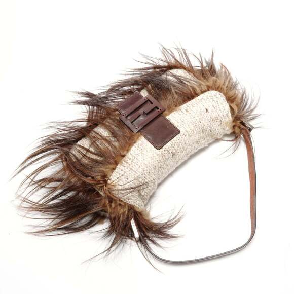 FENDI Mamma Bucket Knit Wool Shoulder Bag, Beige, WS26345 - Picture 8 of 13